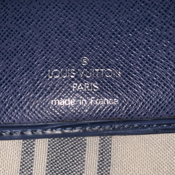 Louis Vuitton Authentic Blue Epi Leather Wallet Code# MI0094 - Picture 10 of 11